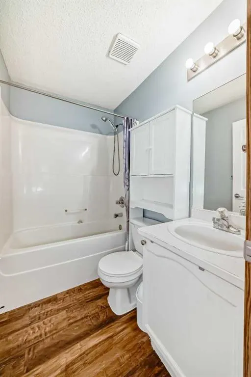 7 Somervale View SW, #304