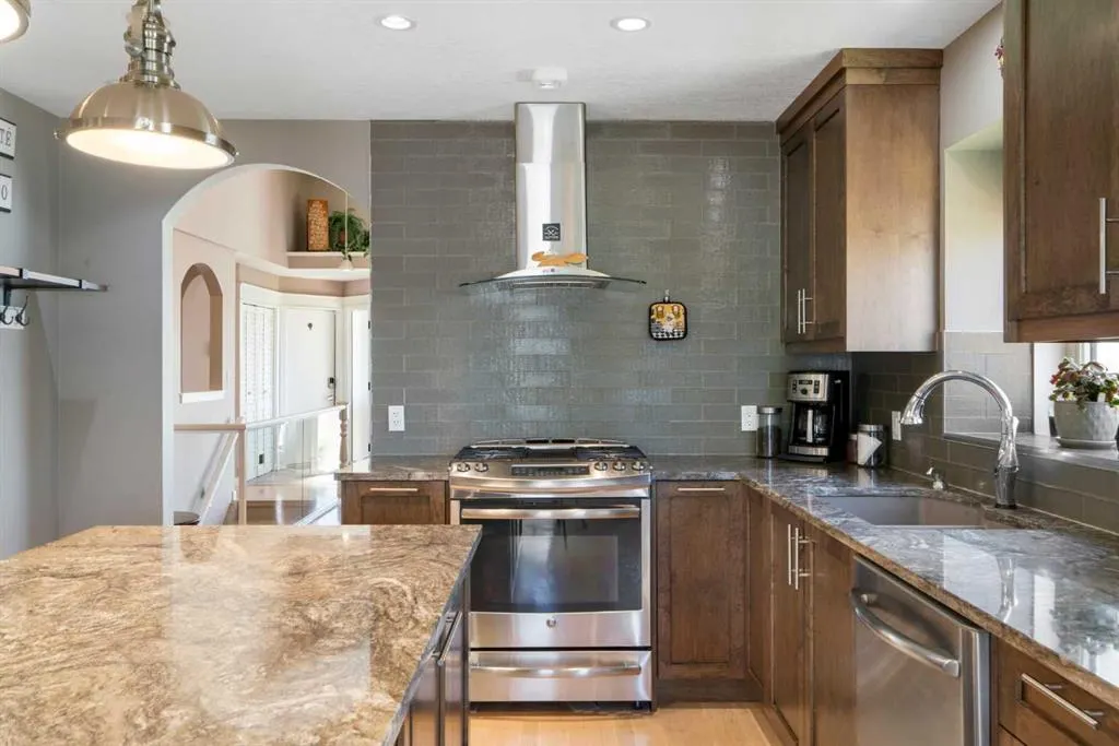 341 Sunset Place