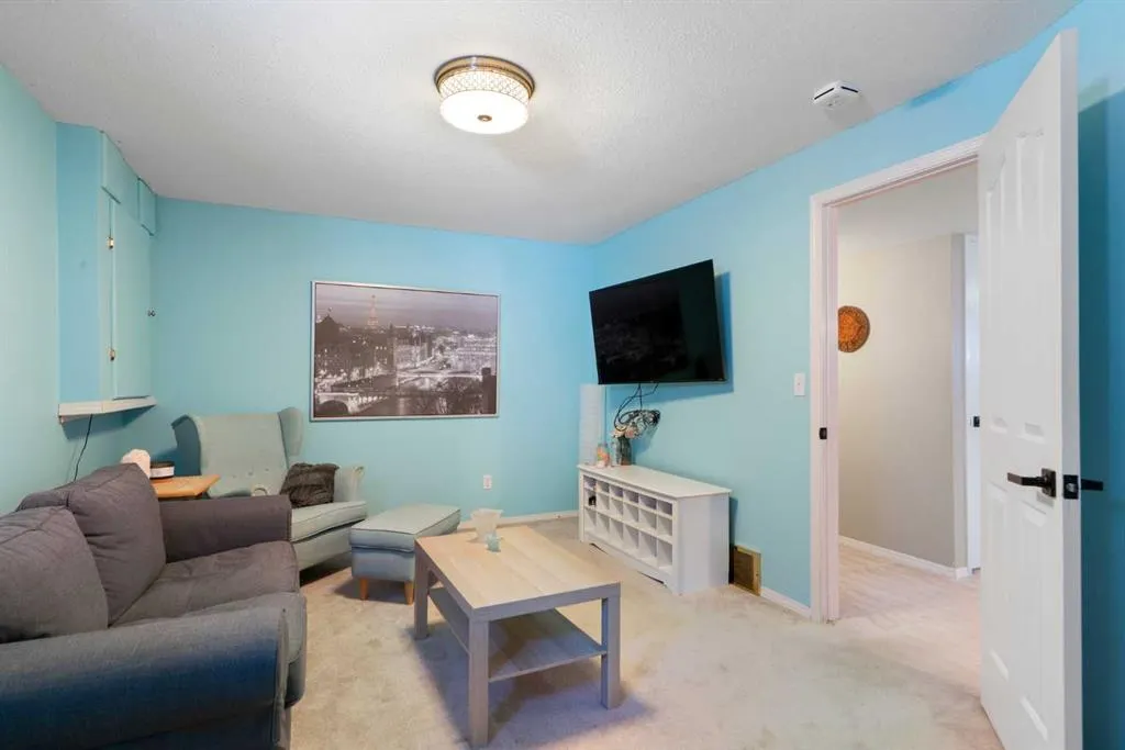 341 Sunset Place