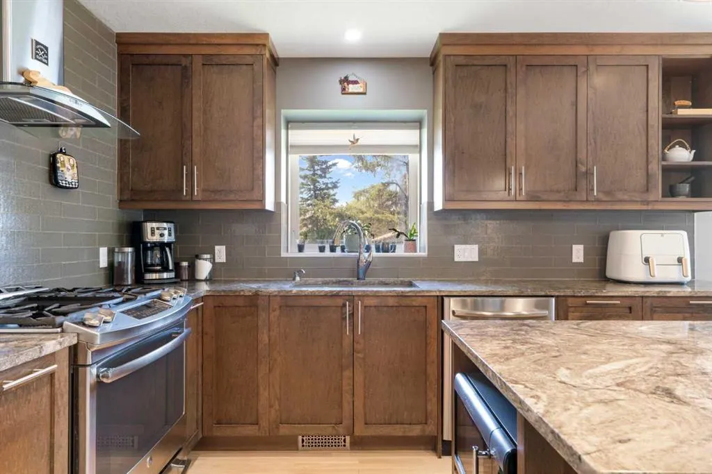 341 Sunset Place
