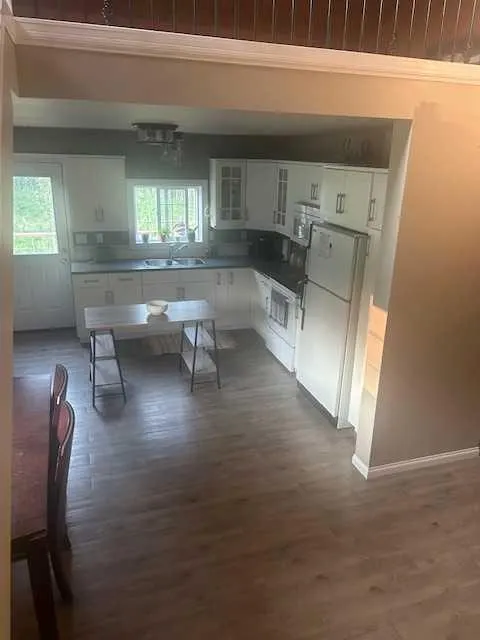 42042 464 Township