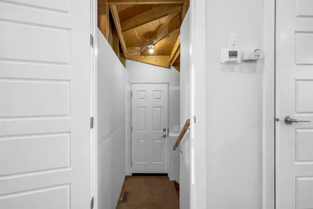 49 COBBLERIDGE Place SW