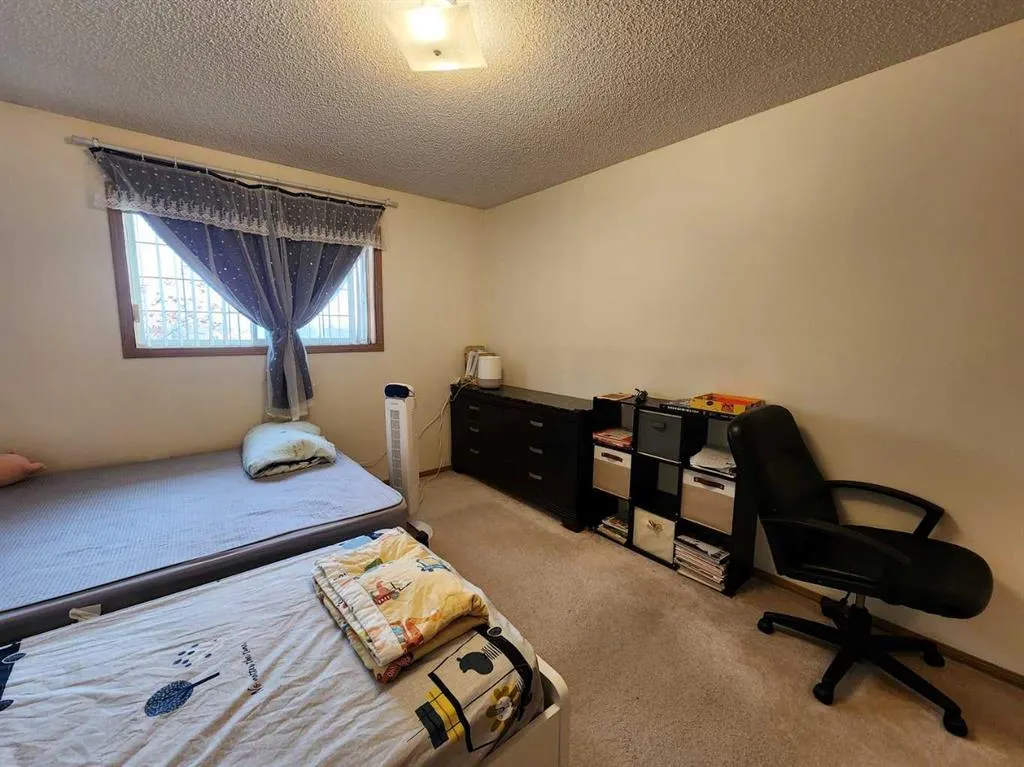 9 Country Hills Rise NW