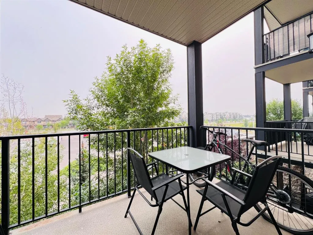 117 Copperpond Common SE, #312