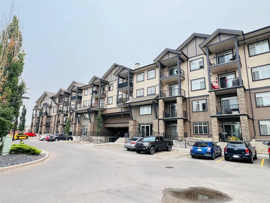 117 Copperpond Common SE, #312