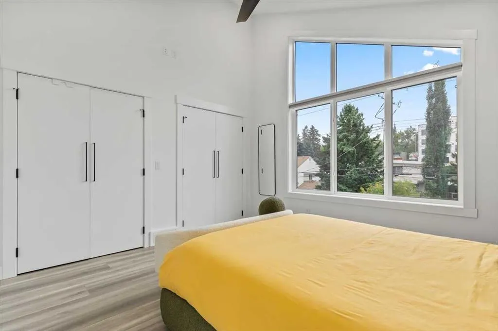 1825 27 Avenue SW, #4