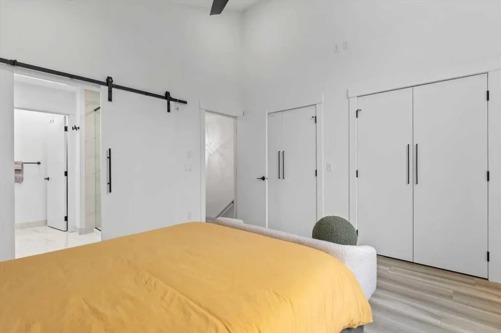 1825 27 Avenue SW, #4