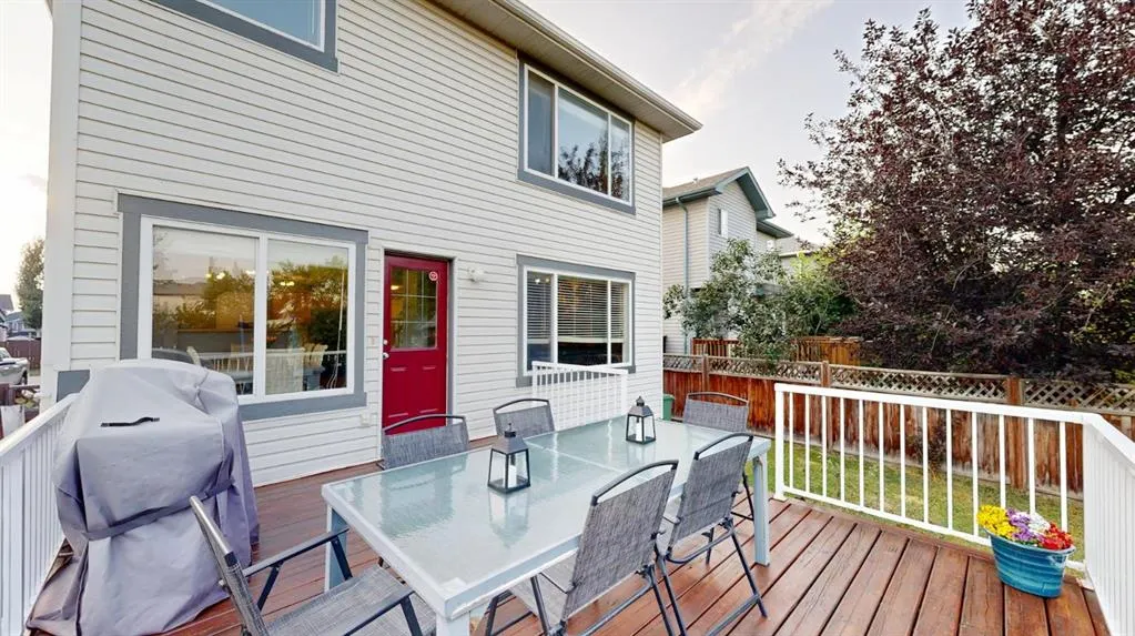 70 Crystalridge Close
