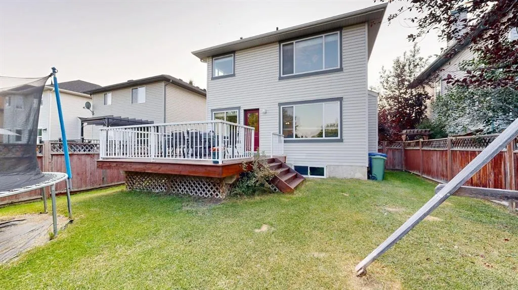 70 Crystalridge Close