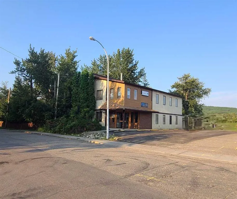 10010 98 Street