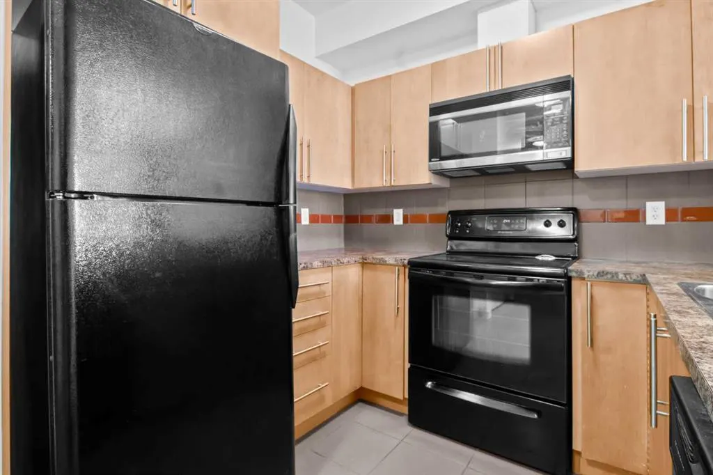 2420 34 Avenue SW, #103