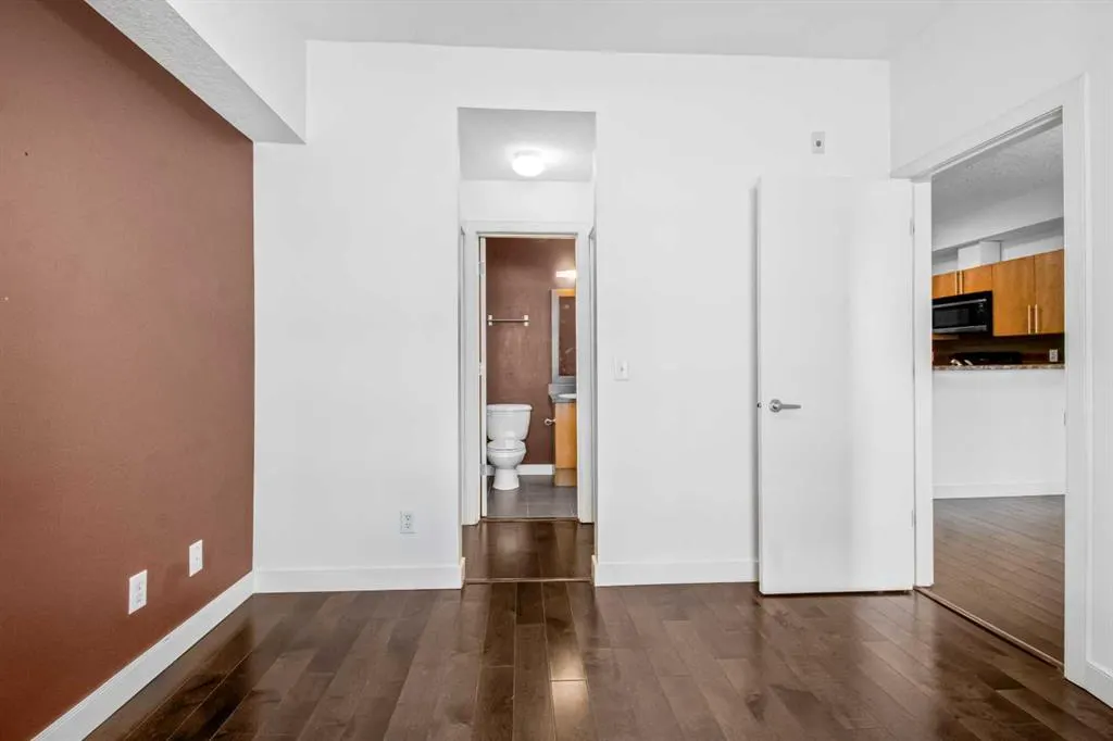 2420 34 Avenue SW, #103