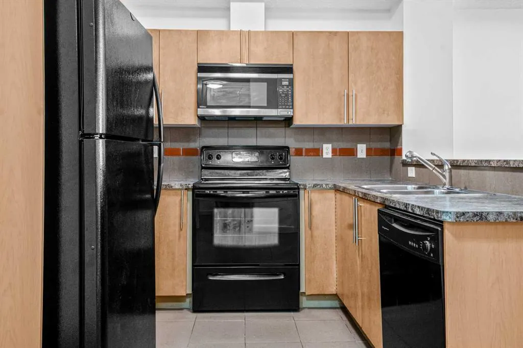 2420 34 Avenue SW, #103