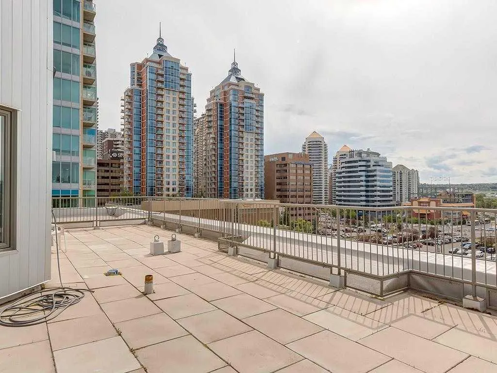 310 8 Street SW, #160