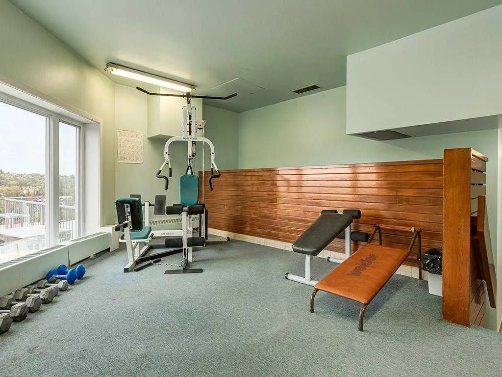 310 8 Street SW, #160
