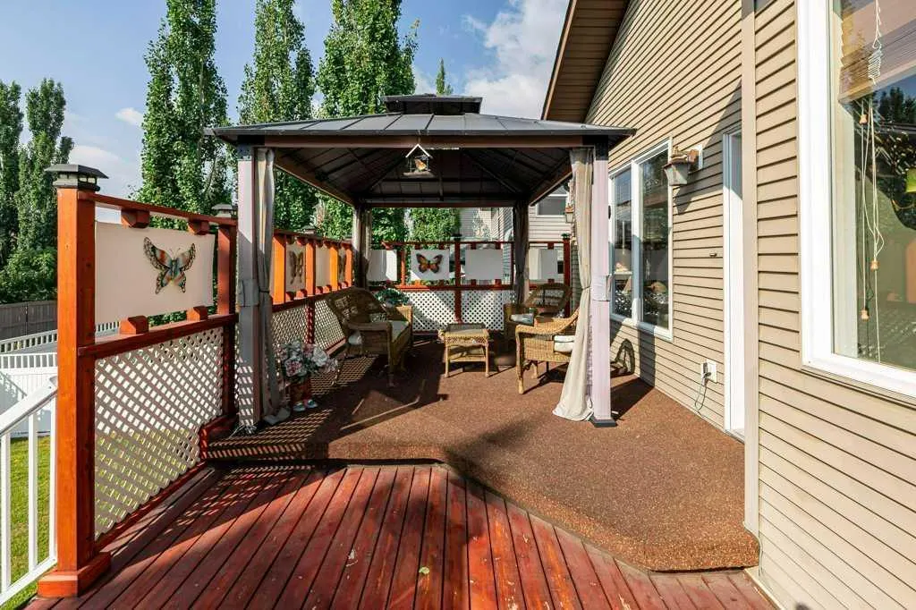 123 Oaklands Crescent