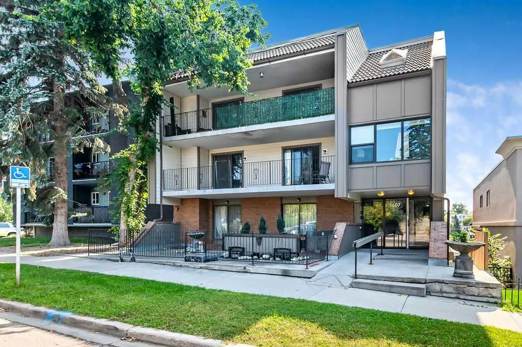 1607 26 Avenue SW, #7