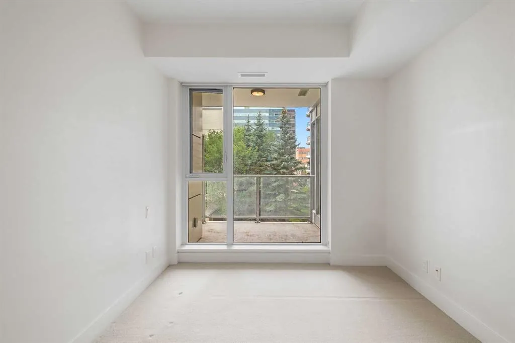 1025 5 Avenue SW, #313