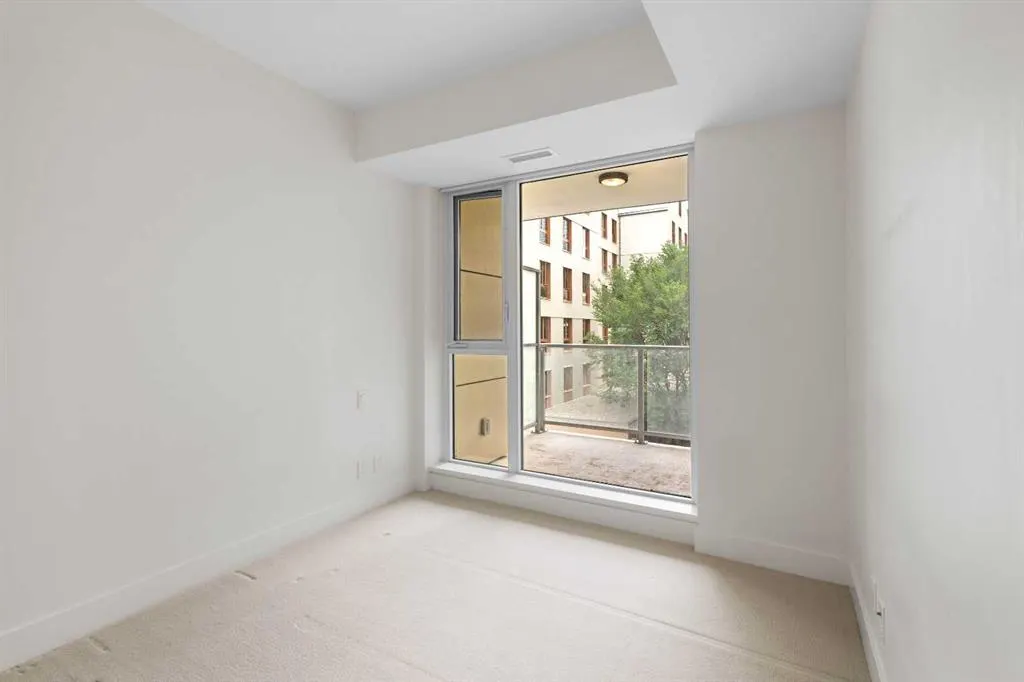 1025 5 Avenue SW, #313