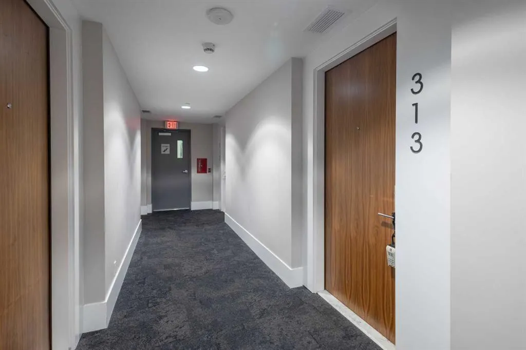 1025 5 Avenue SW, #313
