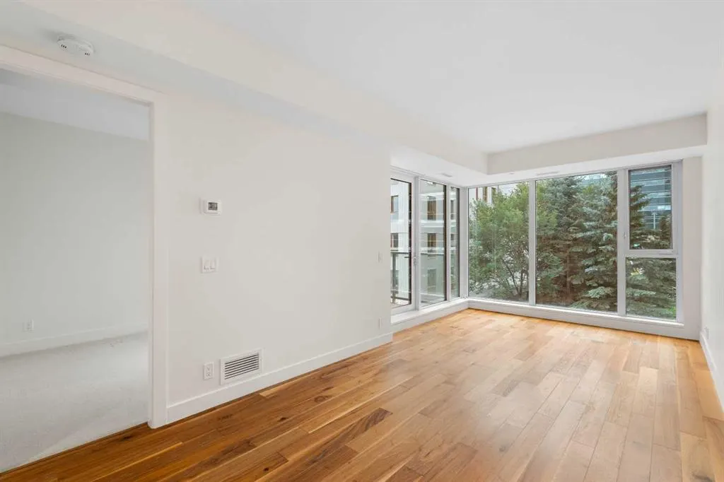 1025 5 Avenue SW, #313