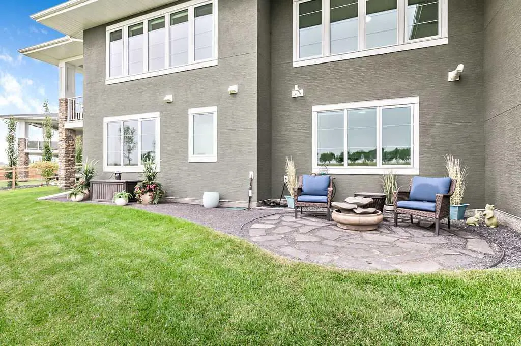 22 Pipit Glen