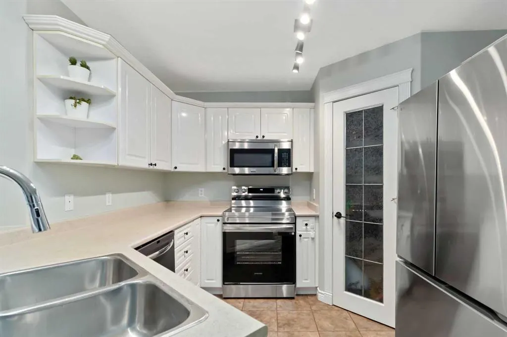 178 Mcdougall Crescent