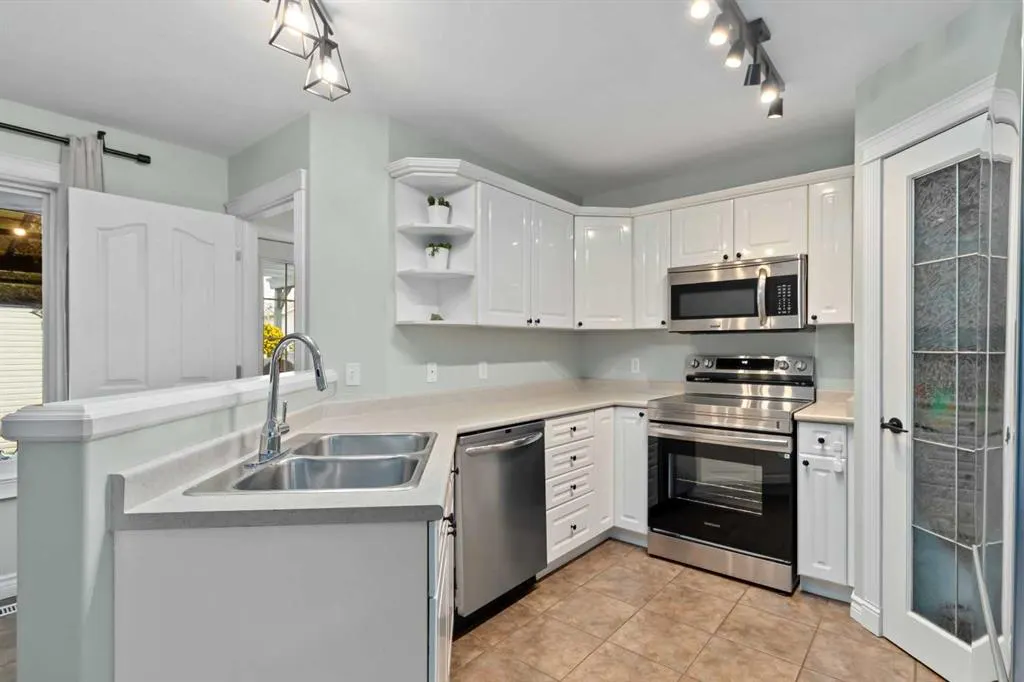 178 Mcdougall Crescent
