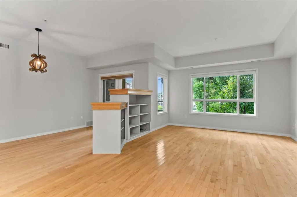 30 Sierra Morena Landing SW, #242