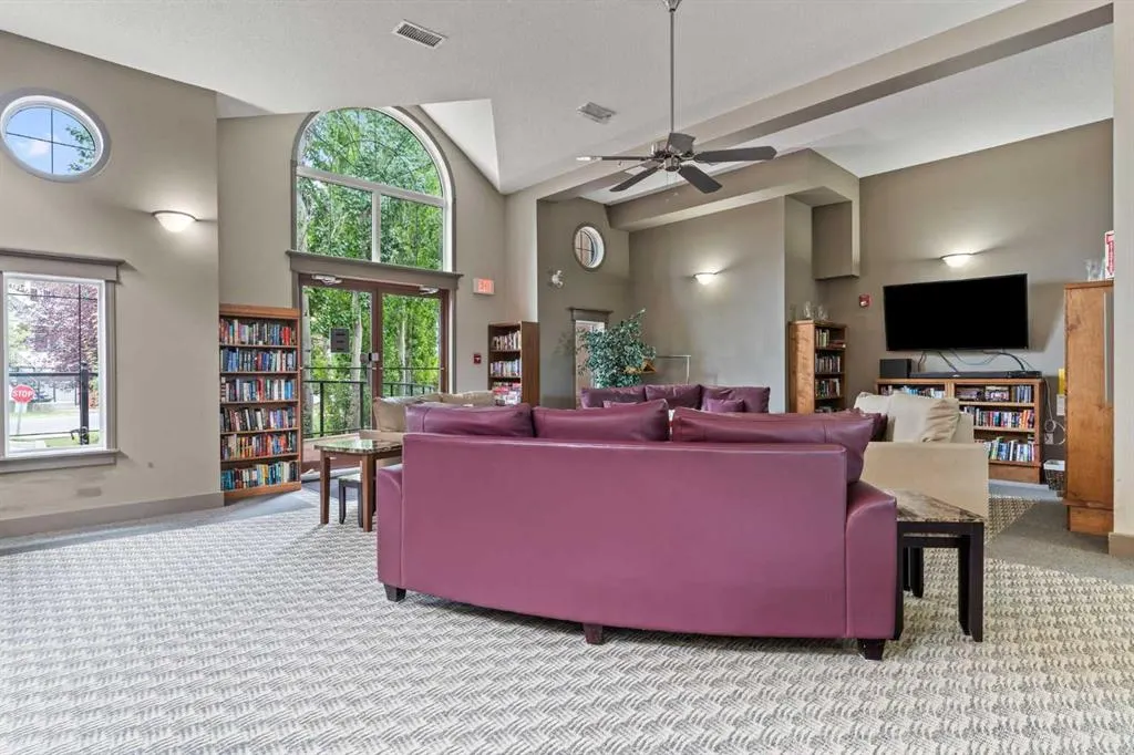 30 Sierra Morena Landing SW, #242