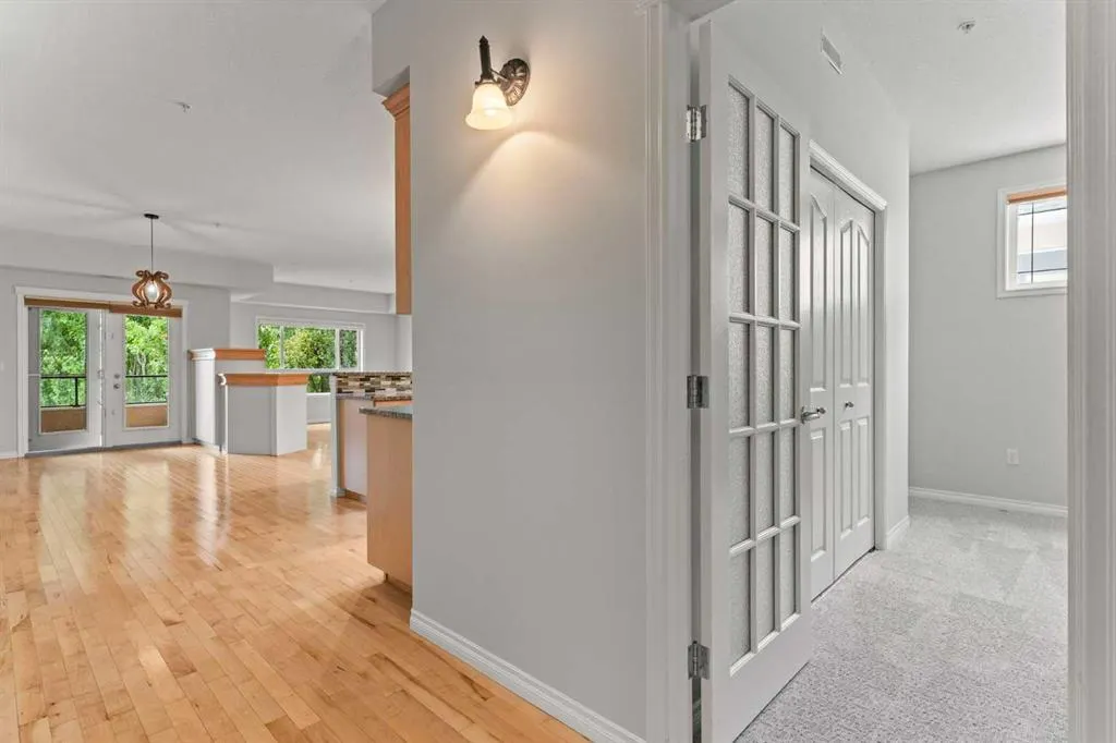 30 Sierra Morena Landing SW, #242