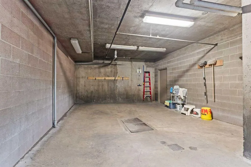 30 Sierra Morena Landing SW, #242