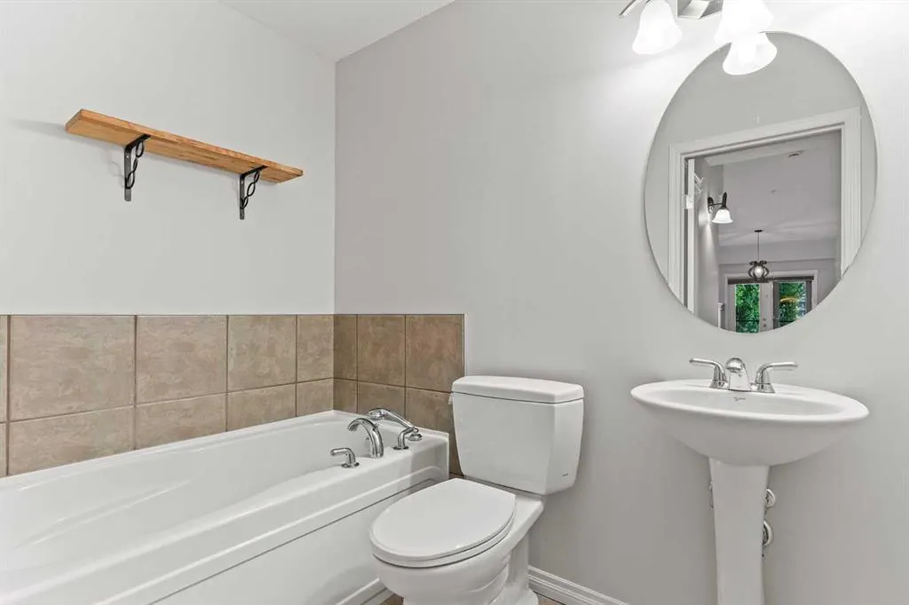 30 Sierra Morena Landing SW, #242