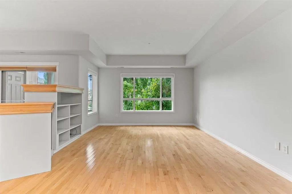 30 Sierra Morena Landing SW, #242