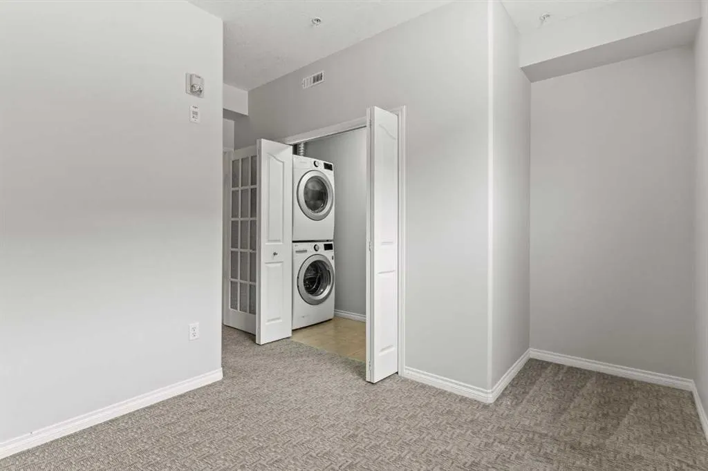 30 Sierra Morena Landing SW, #242