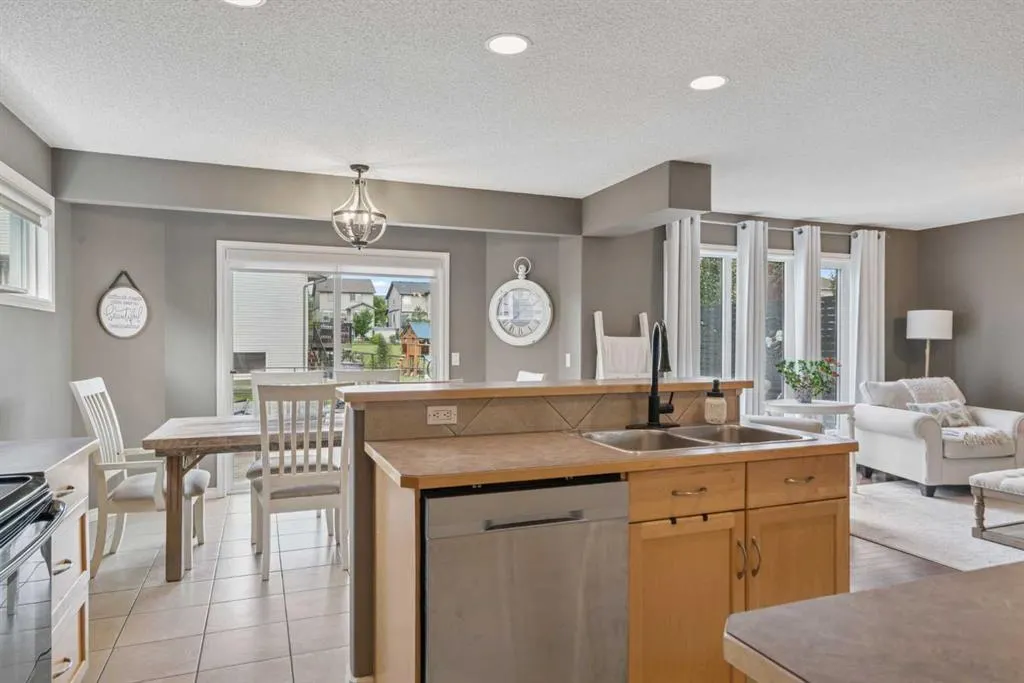 241 Westmount Crescent