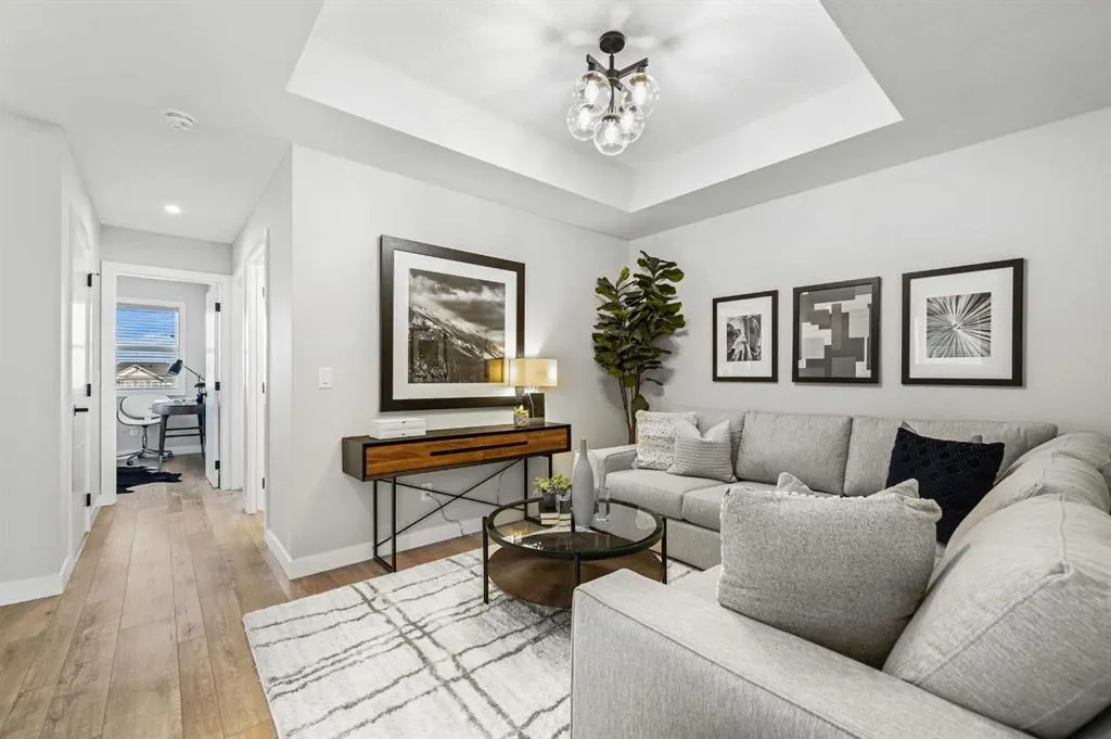 75 Raven Point SE