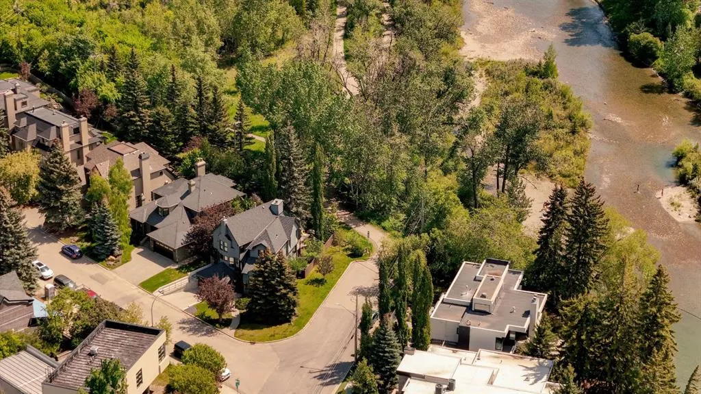 955 Rideau Road SW