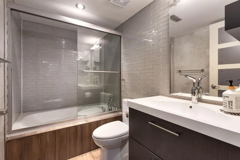 955 Rideau Road SW