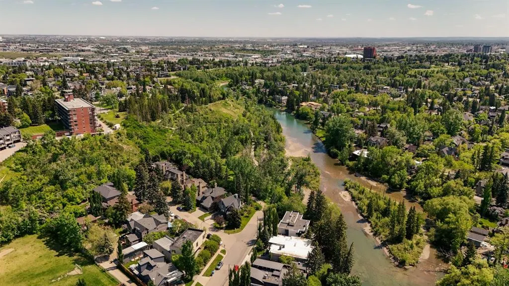 955 Rideau Road SW