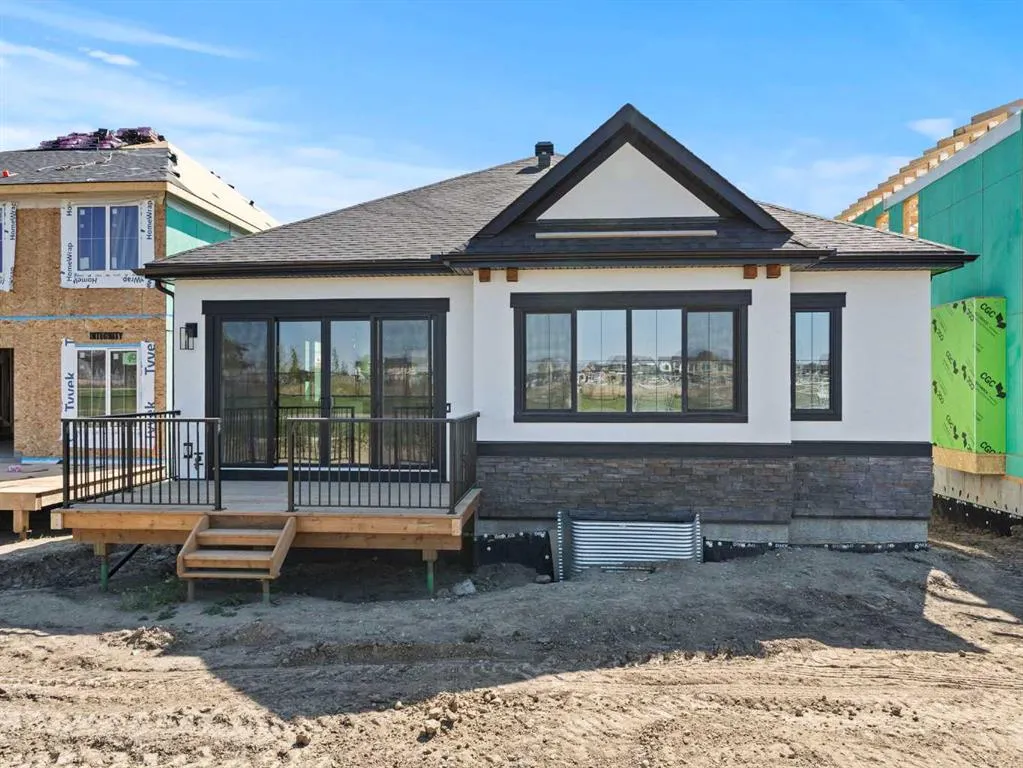 176 Marina Grove SE