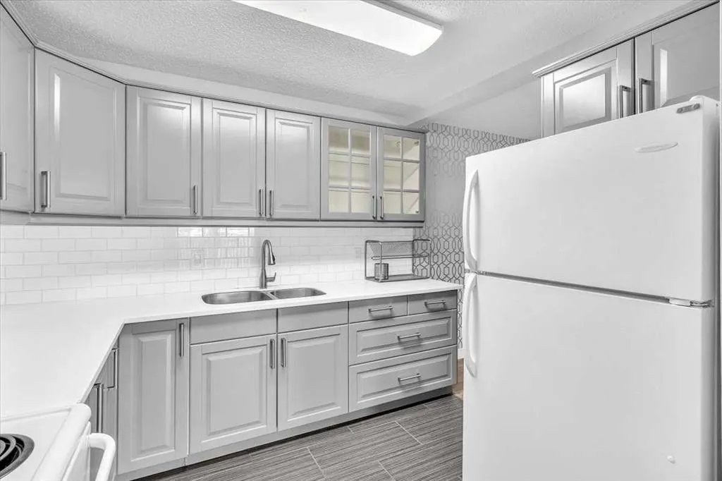 1540 29 Street NW, #1101