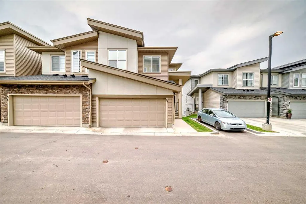 57 Spring Creek Common SW
