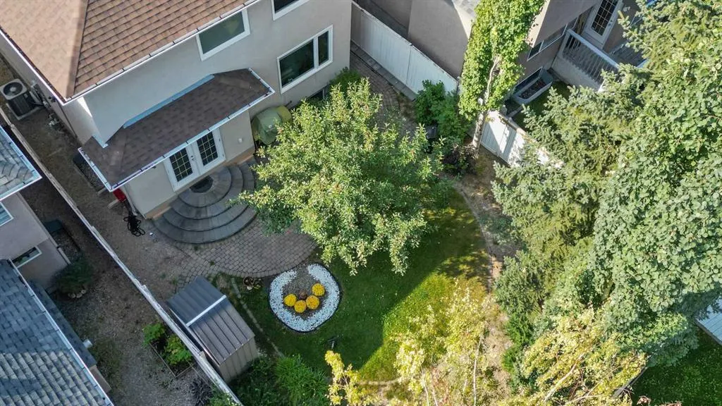 125 Everwillow Close SW