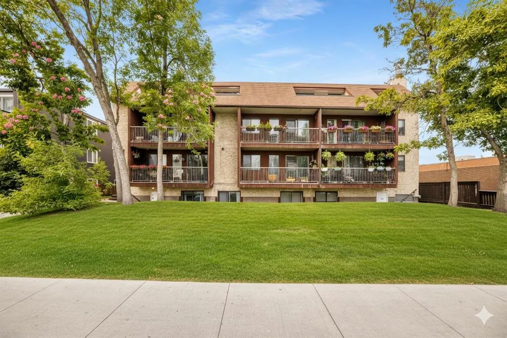 1113 37 Street SW, #101
