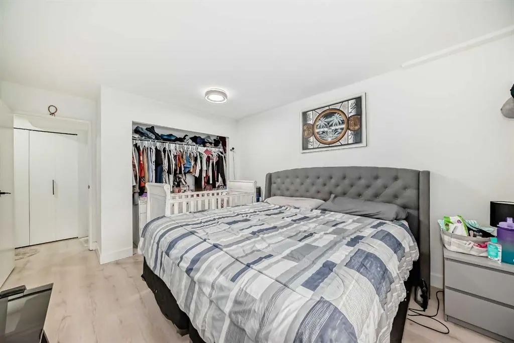 1113 37 Street SW, #101
