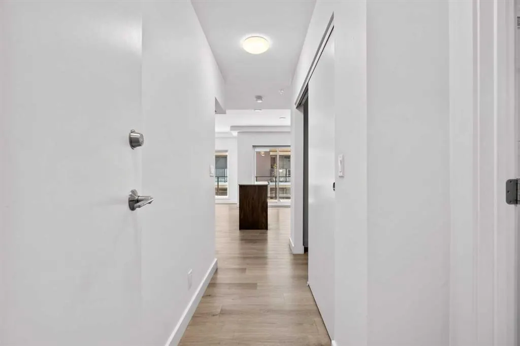 455 1 Avenue NE, #304