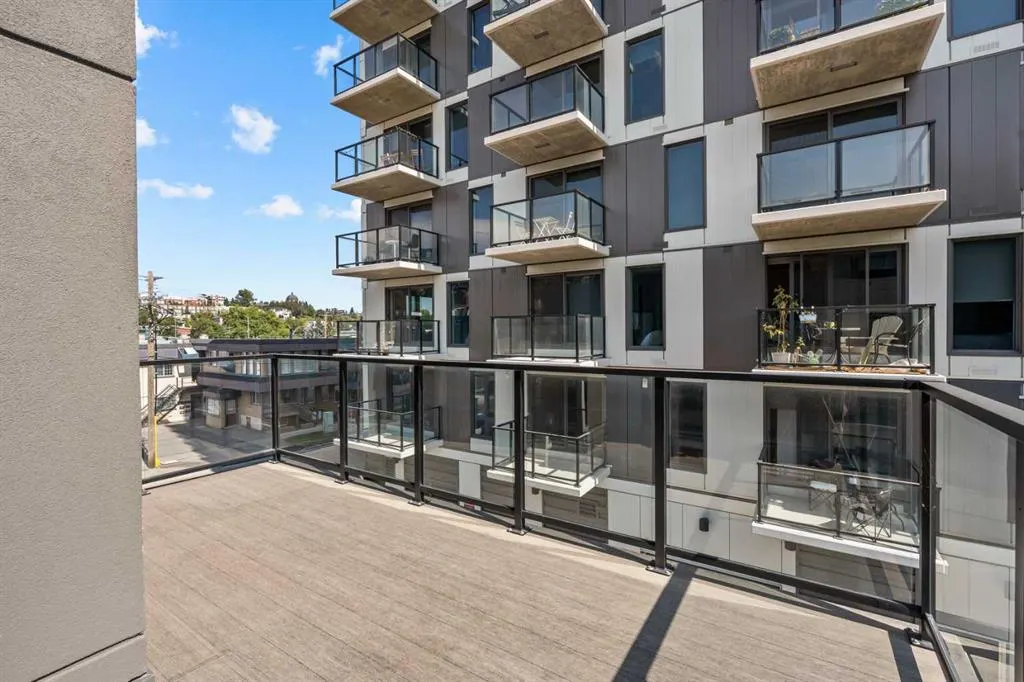 455 1 Avenue NE, #304