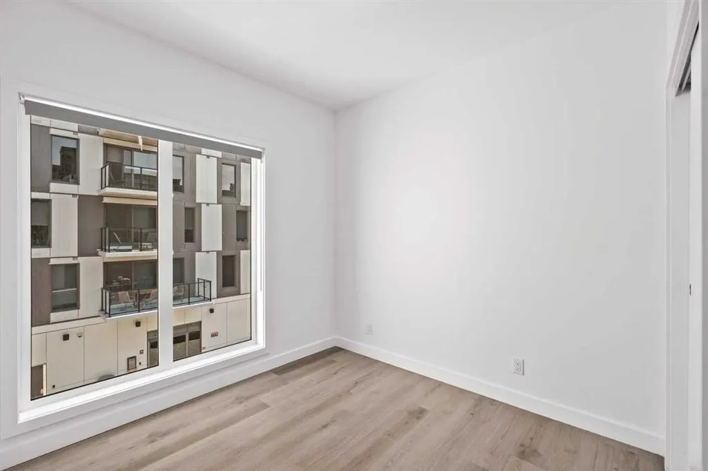 455 1 Avenue NE, #304