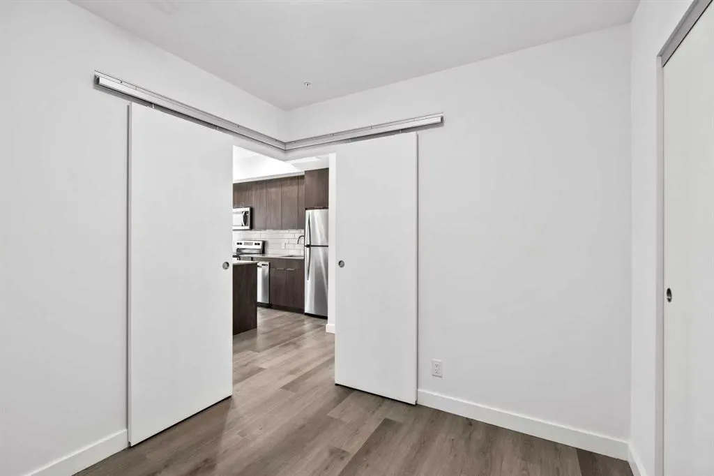 455 1 Avenue NE, #304